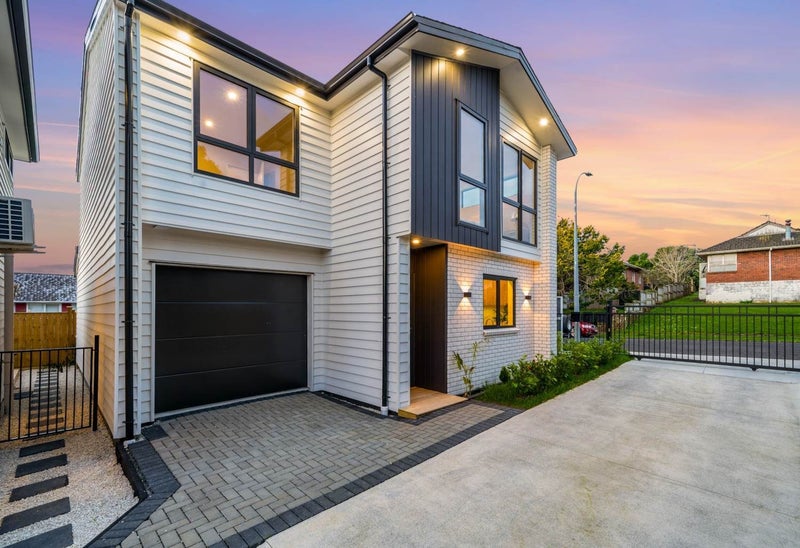 24A Duggan Avenue, Mangere, Auckland - Carousel 1