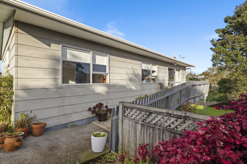 33 Lantana Avenue, Bell Block, New Plymouth - Carousel 1