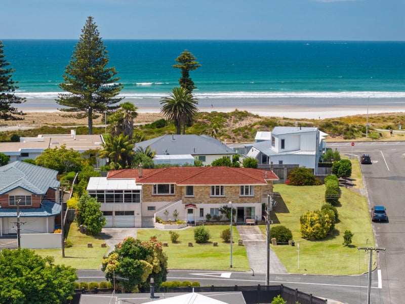 35 Muricata Avenue, Mount Maunganui, Mount Maunganui - Carousel 1