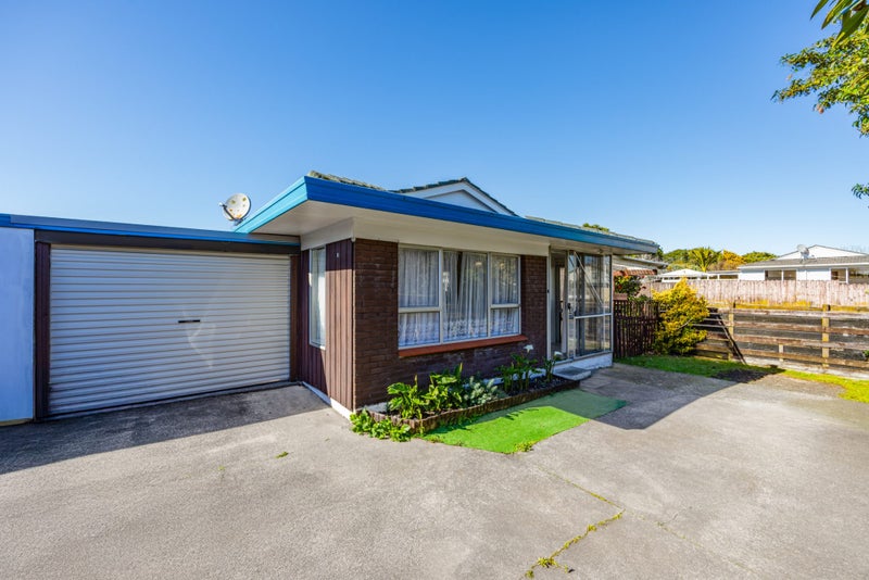 2/17 Waimahia Avenue, Weymouth, Auckland - Carousel 2