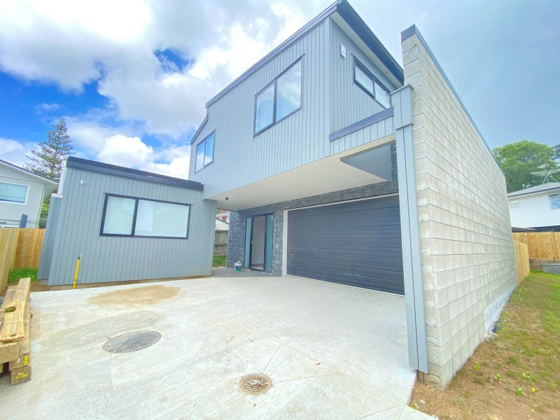 5A Steele Street, Meadowbank, Auckland - Carousel 1