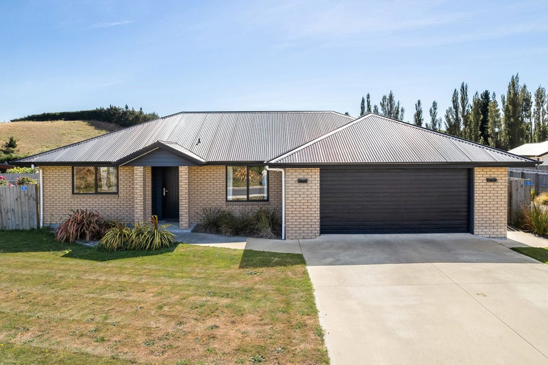 11 Mallard Drive, Waihola - Carousel 1