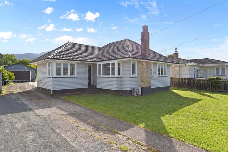 2 Clarke Avenue, Te Aroha, Matamata-Piako, Waikato - Carousel 1