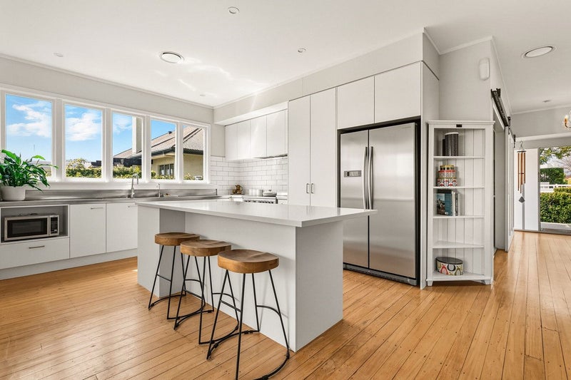 11 Alexander Street, Tauranga South, Tauranga - Carousel 1