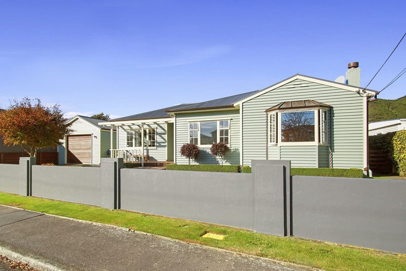 12 Junction Street, Fairfield, Lower Hutt - Carousel 2