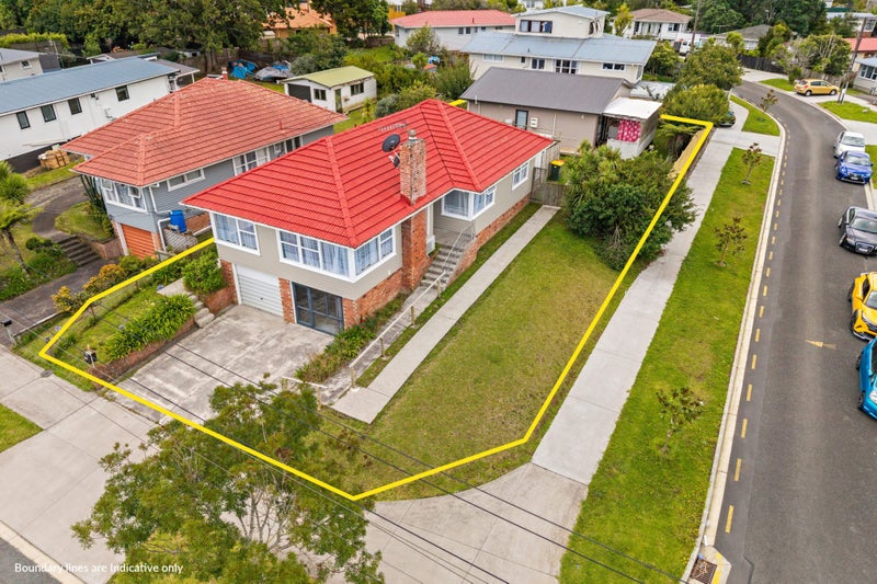 22 Rosamund Avenue, New Windsor, Auckland - Carousel 1