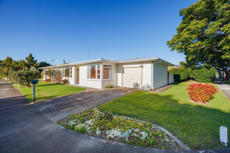 55 Windsor Street, Terrace End, Palmerston North - Carousel 1