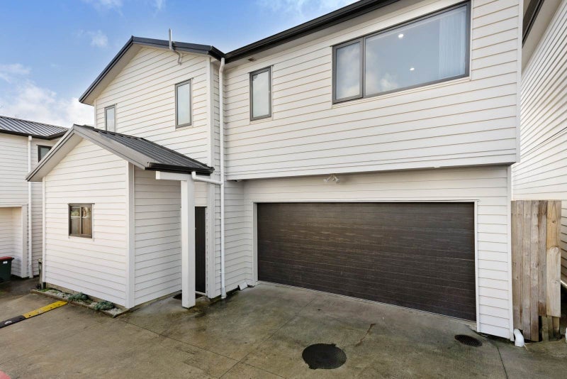 70B Woodglen Road, Glen Eden, Auckland - Carousel 1