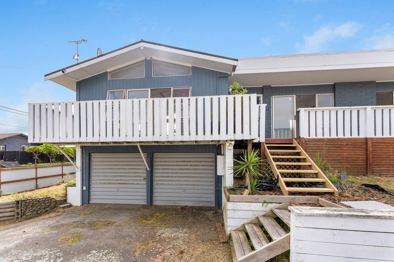 62 Toi Street, Otaki Beach, Otaki - Carousel 1