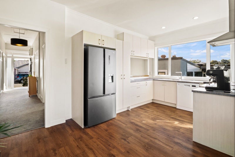 17 Beresford Street, Kaikorai, Dunedin - Carousel 2