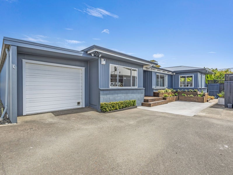 1C Arataki Road, Havelock North - Carousel 1