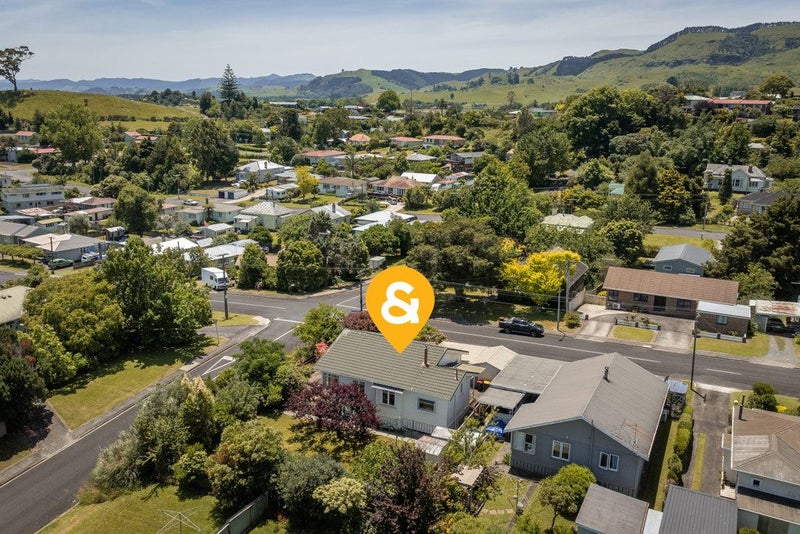 1 Russell Street, Paeroa, Paeroa - Carousel 33