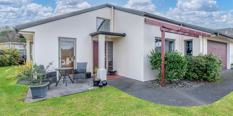 22 Lakeridge Close, Rangatira Park, Taupo - Carousel 1