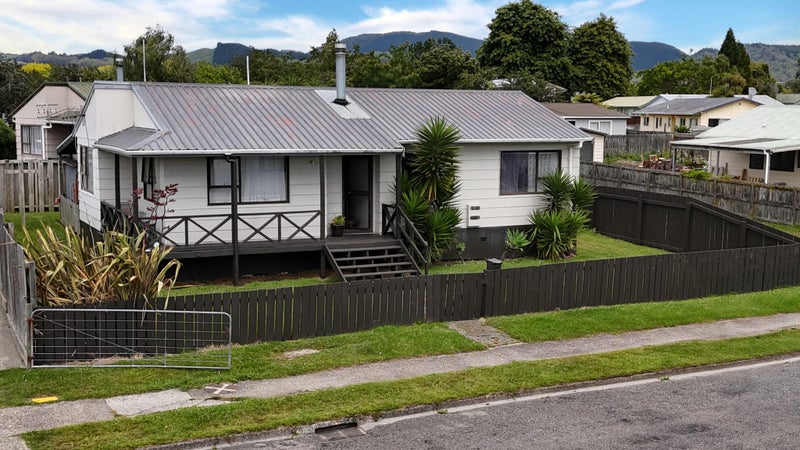 76A Pohutukawa Drive, Owhata, Rotorua - Carousel 1