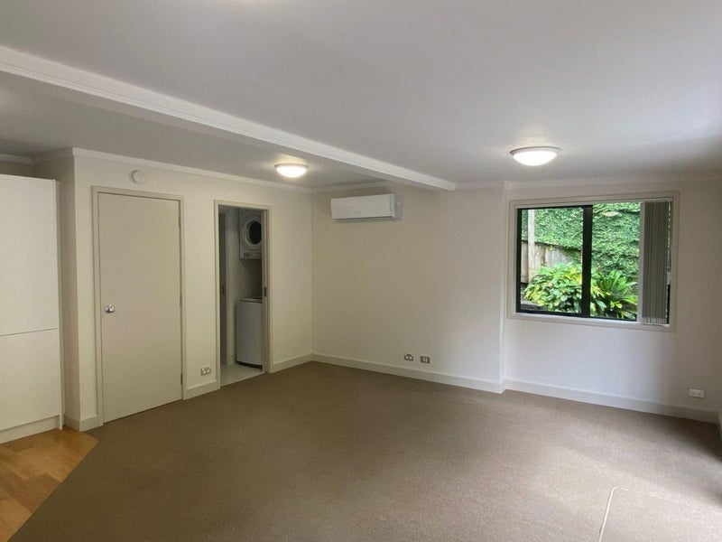 9A Nottingham Place, Northcross, North Shore City, Auckland - Carousel 2