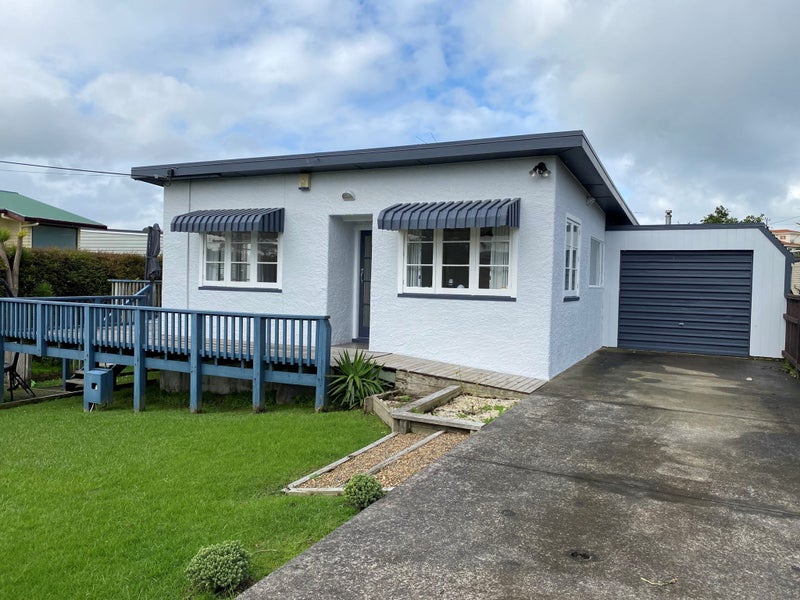 43 Tindalls Bay Road, Tindalls Beach, Whangaparaoa - Carousel 1