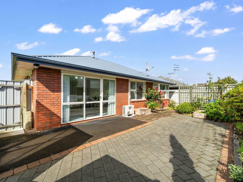 120 Newcastle Street, Windsor, Invercargill - Carousel 1