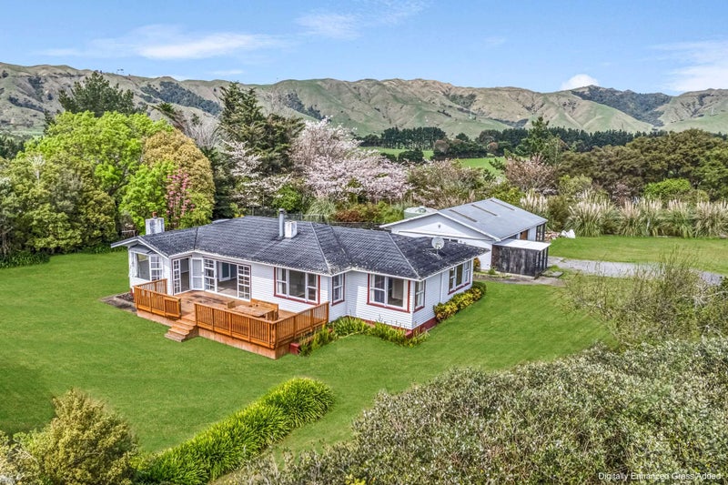938 State Highway 57, Koputaroa, Levin - Carousel 1