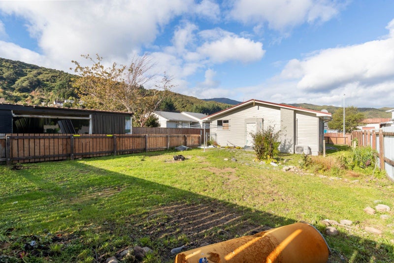 8 Orewa Grove, Wainuiomata, Lower Hutt - Carousel 2