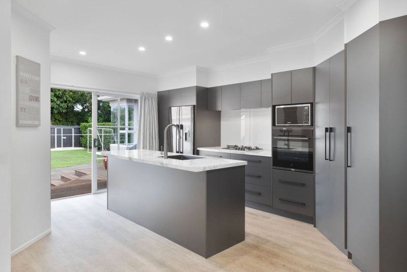 99 Surrey Road, Springvale, Whanganui - Carousel 2