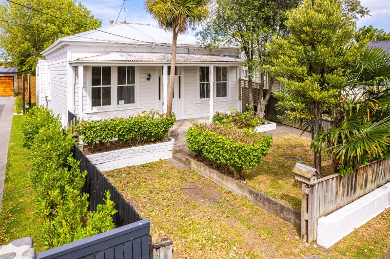35 Halswell Street, Whanganui, Whanganui - Carousel 46
