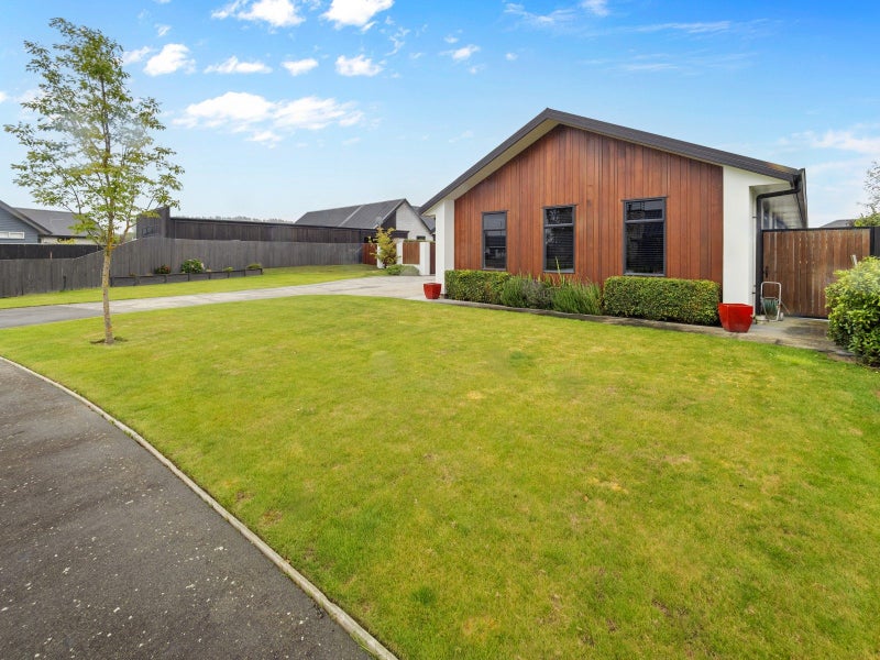 15 Douglas Drive, Allenton, Ashburton - Carousel 31