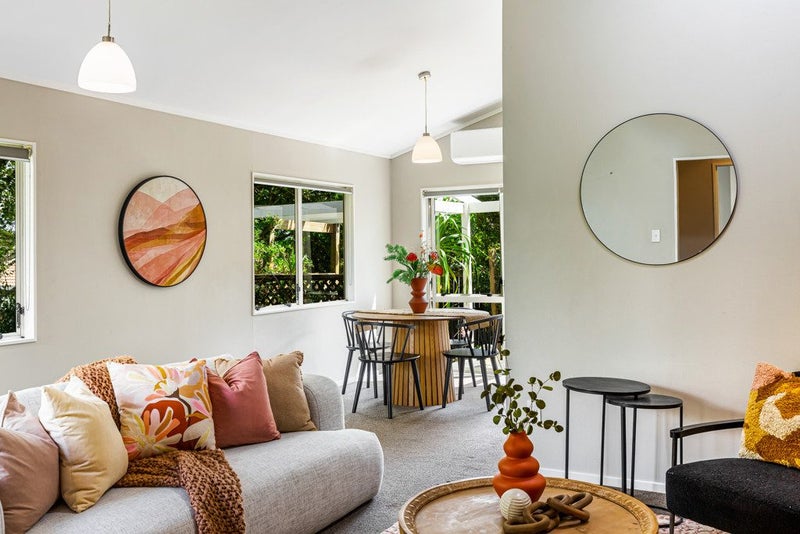 3 Meynell Court, Glen Eden, Auckland - Carousel 2