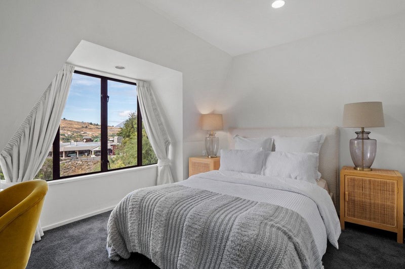 9/43 GOLDRIDGE WAY, FRANKTON RD, QUEENSTOWN - Carousel 14