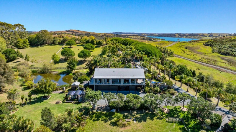 134 Phillips Road, Kaiwaka, Kaipara, Northland - Carousel 1