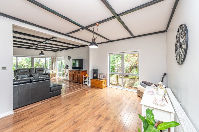 31 Cumbrae Place, Aramoho, Whanganui - Carousel 2