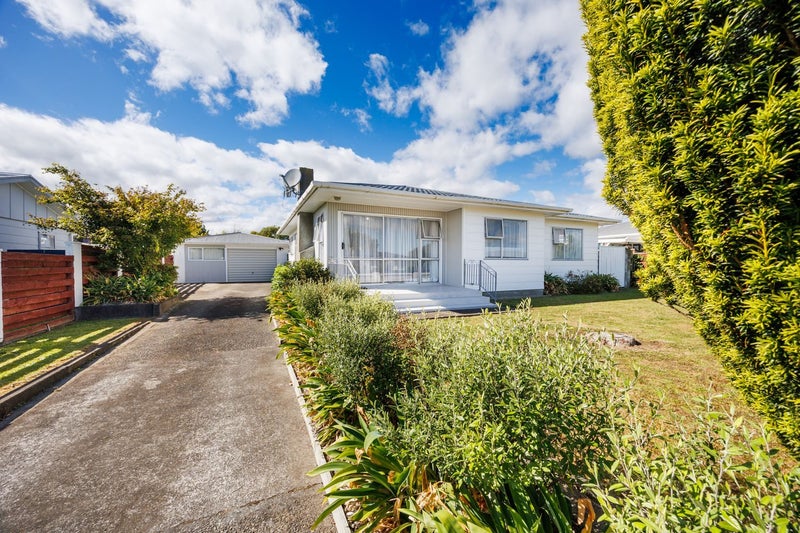 14 Heather Street, Levin, Levin - Carousel 2