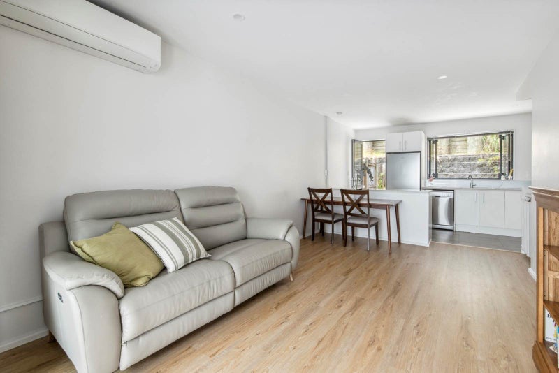 22 Akeake Lane, Albany Heights, Auckland - Carousel 2