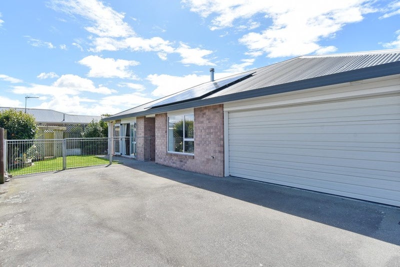 2/76 Highsted Road, Bishopdale, Christchurch - Carousel 21