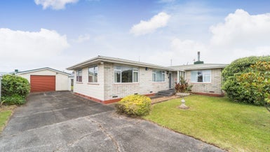 73 Seabury Avenue, Foxton Beach, Foxton - Carousel 1