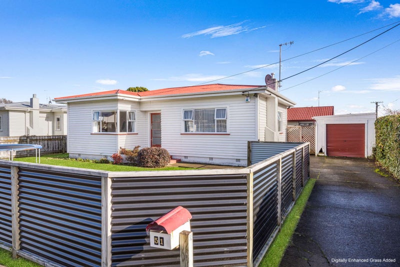 51 Parker Avenue, Levin, Levin - Carousel 1