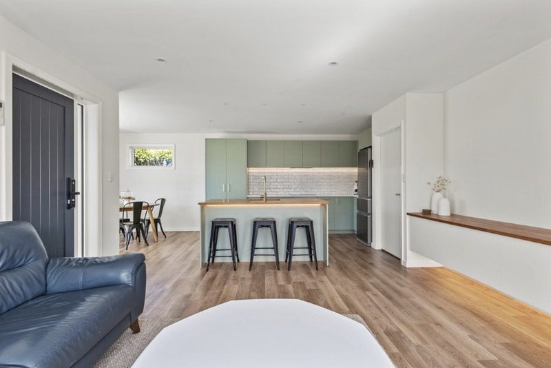 8 Pahau Place, Cracroft, Christchurch - Carousel 2