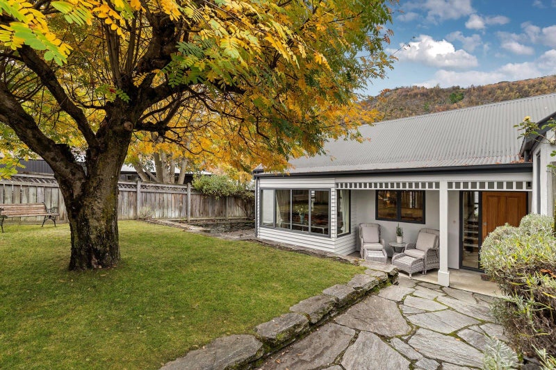 63 Devon Street, Arrowtown, Arrowtown - Carousel 1