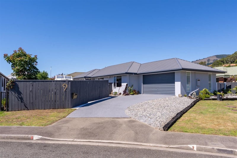 9 Vining Crescent, Stoke, Nelson - Carousel 1