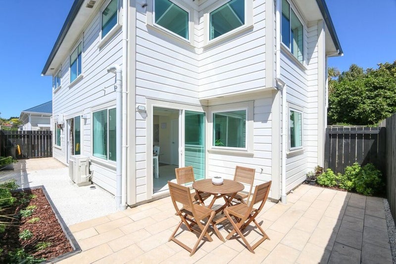 10B Te Wharepouri Street, Berhampore, Wellington - Carousel 10