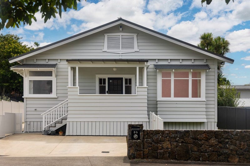 8B Alexis Avenue, Mount Albert, Auckland - Carousel 1