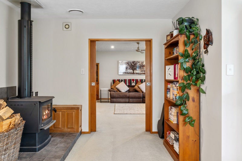 33 Oakden Drive, Darfield, Darfield - Carousel 2
