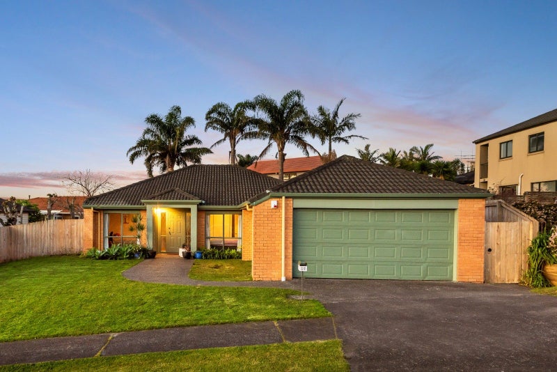 15 Hercules Drive, Henderson, Auckland - Carousel 1