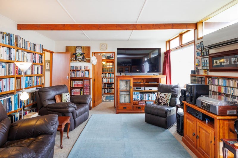 14 Totara Street, Marton - Carousel 2