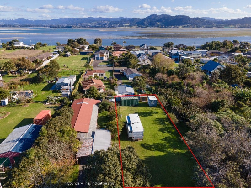 432 Seaforth Road, Katikati - Carousel 1