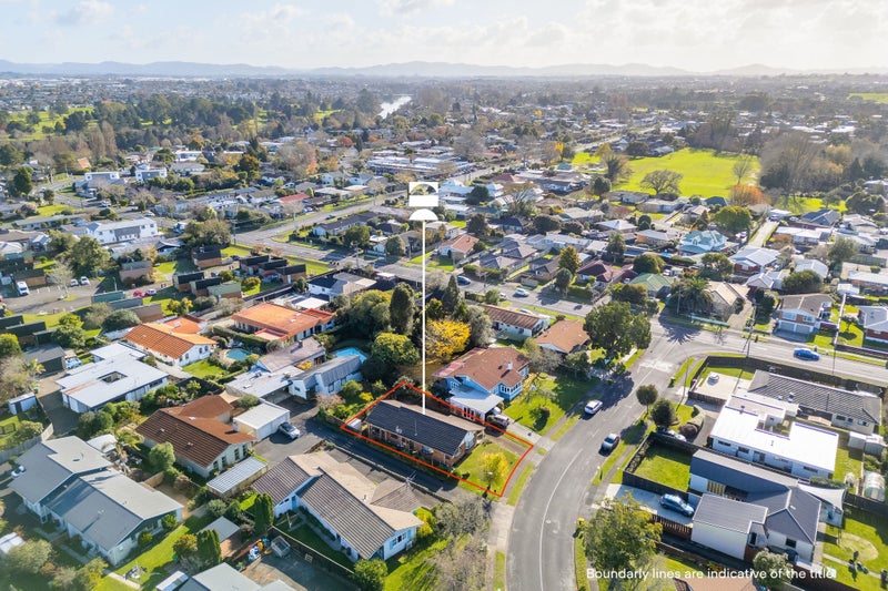8 Chequers Avenue, Chartwell, Hamilton - Carousel 14