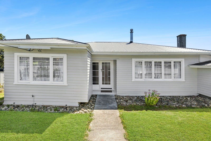 38 Tipahi Street, Nelson South, Nelson - Carousel 1