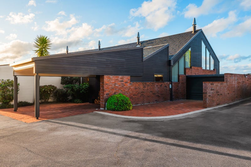 287 Lake Terrace, Two Mile Bay, Taupo - Carousel 2