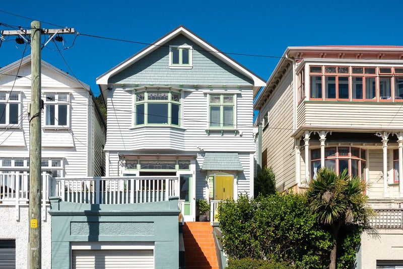 16 Hawker Street, Mount Victoria, Wellington - Carousel 1