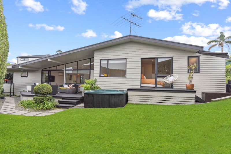 14 Troy Place, Glendowie, Auckland - Carousel 1