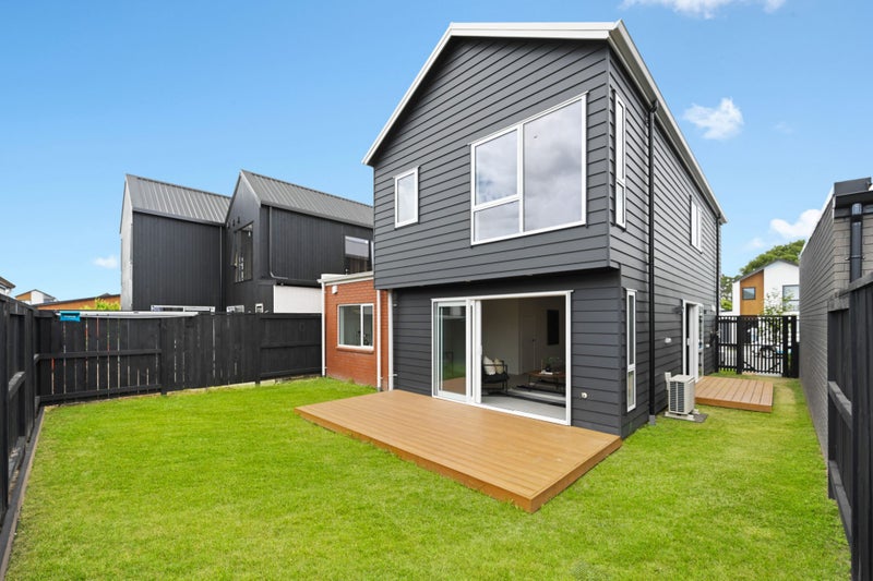 4 Earp Crescent, Chartwell, Hamilton - Carousel 17